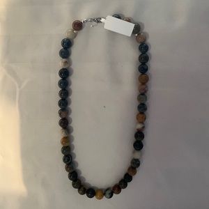 Beautiful women’s one size brown/beige+ necklace